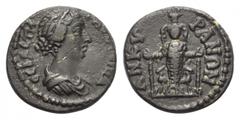 Phrygien. Ankyra. Faustina II. (gest. 176 n. Chr.). Bronze. 147 - 175 n. Chr. Vs: Drapierte Büste der Faustina II rechts. Rs: Kultbild der Artemis Ephesia mit Kalathos zwischen zwei Hirschen en face s