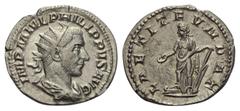 Philippus I. Arabs (244 - 249 n. Chr.). Antoninian. 244 - 245 n. Chr. Rom. Vs: IMP M IVL PHILIPPVS AVG. Büste mit Strahlenkrone, Paludament und Panzer rechts. Rs: LAETIT FVNDAT. Laetitia mit Patera un