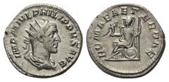 Philippus I. Arabs (244 - 249 n. Chr.). Antoninian. 246 - 247 n. Chr. Rom. Vs: IMP M IVL PHILIPPVS AVG. Büste mit Strahlenkrone, Paludament und Panzer rechts. Rs: ROMAE AETERNAE. Roma mit Victoria, La