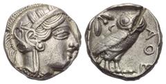 Greek Attika. Athen. Tetradrachme. Ca. 454 - 404 v. Chr. Vs: Kopf der Athena mit ölzweiggeschmücktem, attischem Helm, Ohranhänger und Halskette rechts. Rs: Eule nach rechts stehend, Kopf en face, im F