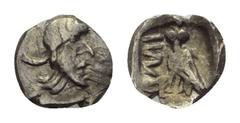 Greek Samaria. Ungesicherte Münzstätte. Hemiobol. Ca. 375 - 333 v. Chr. Vs: Stilisierter Kopf der Athena mit Helm rechts. Rs: Eule nach links stehend, Kopf en face. 6 mm. 0,21 g. Vgl. CNG, Electronic 