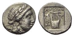 Greek Lykien. Lykischer Bund. Drachme. Ca. 167 - 100 v. Chr. Myra. Vs: Kopf des Apollon mit Lorbeerkranz und Köcher mit Bogen über der Schulter rechts. Rs: Kithara; im Feld links Kerykeion, das Ganze 