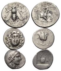 Greek Griechische Münzen - Lots. Ionien / Inseln vor Karien / Lykien. Ephesos / Rhodos / Masykitos (im lykischen Bund). Lot (3 Stück, Silber): 1 Didrachme, 1 Drachme, 1 Hemidrachme, 4. - 1. Jhdt. v. C