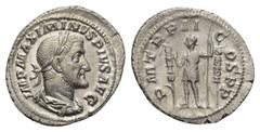 Roman Imperial Maximinus I. Thrax (235 - 238 n. Chr.). Denar (Silber). 236 n. Chr. Rom. Vs: IMP MAXIMINVS PIVS AVG. Büste mit Lorbeerkranz, Paludament und Panzer rechts. Rs: P M TR P II COS P P. Maxim
