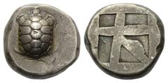 Greek Inseln vor Attika. Aigina. Stater (Silber). Ca. 445 - 430 v. Chr. Vs: Landschildkröte. Rs: Quadratum incusum, durch dicke Balken in fünf Felder unterteilt. 19 mm. 12,35 g. HGC 6, 437; Milbank Pe