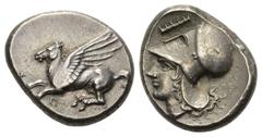 Greek Korinthia. Korinth. Stater (Silber). Ca. 375 - 300 v. Chr. Vs: Pegasos nach links fliegend, darunter Koppa. Rs: Kopf der Athena korinthischem Helm links; im Feld links Keule. 21 mm. 8,62 g. Slg.