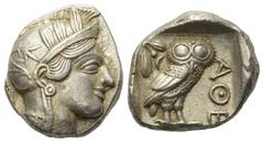 Greek Attika. Athen. Tetradrachme (Silber). Ca. 454 - 404 v. Chr. Vs: Kopf der Athena mit ölzweiggeschmücktem, attischem Helm, Ohranhänger und Halskette rechts. Rs: Eule nach rechts stehend, Kopf en f