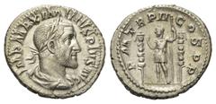 Roman Imperial Maximinus I. Thrax (235 - 238 n. Chr.). Denar (Silber). 236 n. Chr. Rom. Vs: IMP MAXIMINVS PIVS AVG. Büste mit Lorbeerkranz, Paludament und Panzer rechts. Rs: P M TR P II COS P P. Maxim
