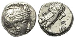 Greek Attika. Athen. Tetradrachme (Silber). Ca. 353 - 294 v. Chr. Vs: Kopf der Athena mit ölzweiggeschmücktem, attischem Helm, Ohranhänger und Halskette rechts. Rs: Eule nach rechts stehend, Kopf en f