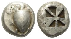 Greek Inseln vor Attika. Aigina. Stater (Silber). Ca. 550 - 525 v. Chr. Vs: Seeschildkröte. Rs: Fünfgeteiltes Quadratum incusum. 19 mm. 12,13 g. HGC 6, 427. Feine Kratzer, sehr schön.