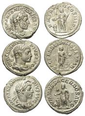 Roman Coins - Lots Römische Münzen - Lots. Elagabalus (218 - 222 n. Chr.). Lot (3 Stück): 3 Denare (Silber). Rom. Vs: Büste rechts. Rs: Elagabal neben Altar nach links stehend / Elagabal neben Altar n