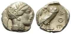 Greek Attika. Athen. Tetradrachme (Silber). Ca. 454 - 404 v. Chr. Vs: Kopf der Athena mit ölzweiggeschmücktem, attischem Helm, Ohranhänger und Halskette rechts. Rs: Eule nach rechts stehend, Kopf en f