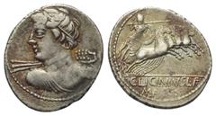 Roman Republican C. Licinius Macer. Denar (Silber). 84 v. Chr. Rom. Vs: Büste des Apollo mit Blitzbündel in Rückenansicht nach links. Rs: C LICINIVS L F / MACER. Minerva mit Lanze und Schild in Quadri