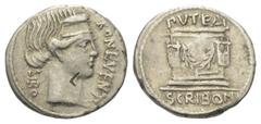 Roman Republican L. Scribonius Libo. Denar (Silber). 62 v. Chr. Rom. Vs: BON EVENT / LIBO. Kopf des Bonus Eventus mit Diadem rechts. Rs: PVTEAL / SCRIBON. Das Puteal Scribonianum, verziert mit Girland