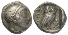Greek Attika. Athen. Tetradrachme (Silber). Ca. 500 - 490 v. Chr. Vs: Kopf der Athena mit attischem Helm und Ohranhänger rechts. Rs: Eule nach rechts stehend, den Kopf en face, im Feld links oben Ethn