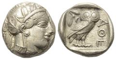 Greek Attika. Athen. Tetradrachme (Silber). Ca. 454 - 404 v. Chr. Vs: Kopf der Athena mit ölzweiggeschmücktem attischem Helm, Ohranhänger und Halskette rechts. Rs: Eule nach rechts stehend, Kopf en fa