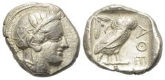 Greek Attika. Athen. Tetradrachme (Silber). Ca. 454 - 404 v. Chr. Vs: Kopf der Athena mit ölzweiggeschmücktem attischem Helm, Ohranhänger und Halskette rechts. Rs: Eule nach rechts stehend, Kopf en fa