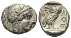 Greek Attika. Athen. Tetradrachme (Silber). Ca. 454 - 404 v. Chr. Vs: Kopf der Athena mit ölzweiggeschmücktem attischem Helm, Ohranhänger und Halskette rechts. Rs: Eule nach rechts stehend, Kopf en fa