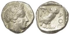Griechische Münzen Attika. Athen. Tetradrachme (Silber). Ca. 454 - 404 v. Chr. Vs: Kopf der Athena mit ölzweiggeschmücktem attischem Helm, Ohranhänger und Halskette rechts. Rs: Eule nach rechts stehen