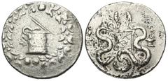 Greek Coins Ionien. Ephesos. Cistophor (Silber). 150 - 140 v. Chr. Vs: Cista mystica mit halbgeöffnetem Deckel, aus der sich nach links eine Schlange windet; das Ganze in Efeukranz. Rs: Zwei Schlangen