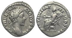 Roman Imperial Coinage Commodus (177 - 192 n. Chr.). Denar (Silber). 179 n. Chr. Rom. Vs: L AVREL COMMODVS AVG. Kopf mit Lorbeerkranz rechts. Rs: TR P IIII IMP III COS II P P. Victoria mit Patera und 
