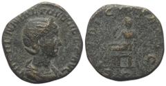 Roman Imperial Coinage Herennia Etruscilla (Kaiserin 249 - 251 n. Chr.). Sesterz. 250 - 251 n. Chr. Rom. Vs: HERENNIA ETRVSCILLA AVG. Drapierte Büste mit Diadem auf Mondsichel rechts. Rs: PVDICITIA AV