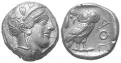 Greek Attika. Athen. Tetradrachme (Silber). Ca. 454 - 404 v. Chr. Vs: Kopf der Athena mit ölzweiggeschmücktem attischem Helm, Ohranhänger und Halskette rechts. Rs: Eule nach rechts stehend, Kopf en fa