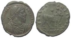 Roman Imperial Coinage Iulianus II. Apostata (360 - 363 n. Chr.). Doppelmaiorina. 361 - 363 n. Chr. Antiochia. Vs: D N FL CL IVLIANVS P F AVG. Büste mit Perldiadem, Paludament und Panzer rechts. Rs: S