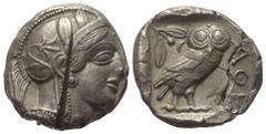 Greek Attika. Athen. Tetradrachme (Silber). Ca. 454 - 404 v. Chr. Vs: Kopf der Athena mit ölzweiggeschmücktem attischem Helm, Ohranhänger und Halskette rechts. Rs: Eule nach rechts stehend, Kopf en fa