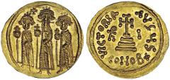 Heraclius (610-641). Solidus. Constantinople, 636/637. Heraclius, with long beard, standing facing between Heraclius Constantine and Heraclonas, all three wear diadems with trefoils; above to l., +. R